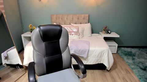 Cataleya online show from November 24, 11:43 am