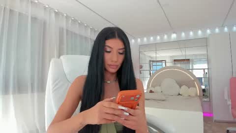 miss_diamond__ online show from June 11, 6:33 am