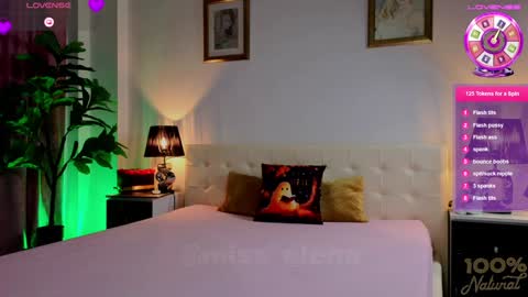 Snapshot of miss_elena chatting on October 31, 7:48 pm Elena online show from October 31, 7:48 pm