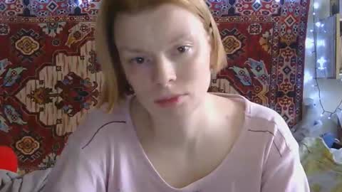 Elis online show from March 25, 12:22 pm