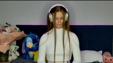 Snapshot of miss_emily_miller chatting on October 13, 5:57 pm Emily online show from October 13, 5:57 pm