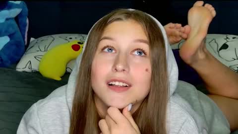 Emily online show from November 21, 5:22 pm