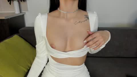 Emily online show from December 25, 9:54 pm