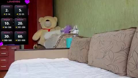 Snapshot of miss_flexi_sun chatting on October 16, 8:26 am ................................ online show from October 16, 8:26 am