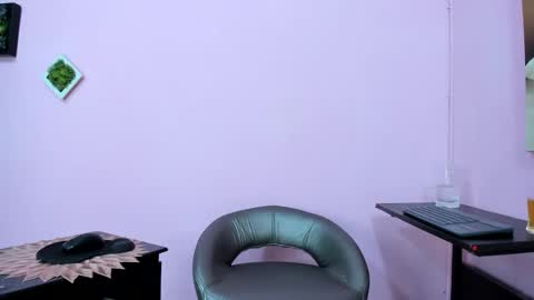 Monica Patricia online show from September 16, 11:33 am