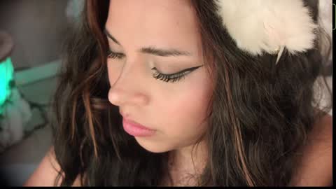 Snapshot of miss_galaxxia chatting on December 13, 3:43 pm Elisabeth IG galax xxia online show from December 13, 3:43 pm