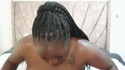 Snapshot of miss_godess chatting on November 17, 9:37 am miss_godess online show from November 17, 9:37 am