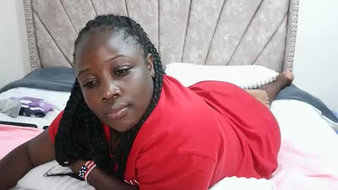 Snapshot of miss_godess chatting on November 17, 9:42 pm miss_godess online show from November 17, 9:42 pm