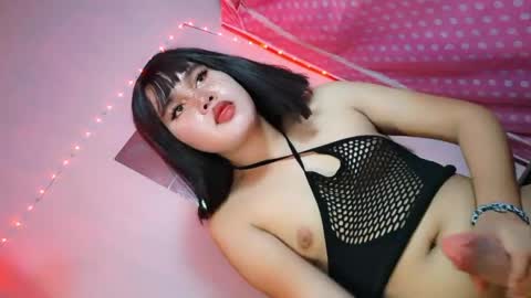 miss_horny139736 online show from April 16, 2:23 am