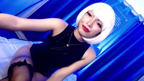 miss_hornydoll online show from December 13, 1:59 am