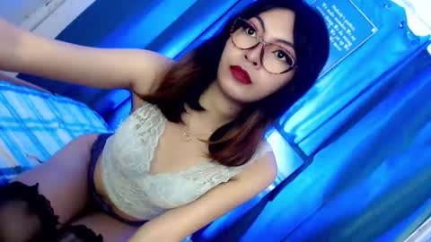 miss_hornydoll online show from January 13, 2:18 am
