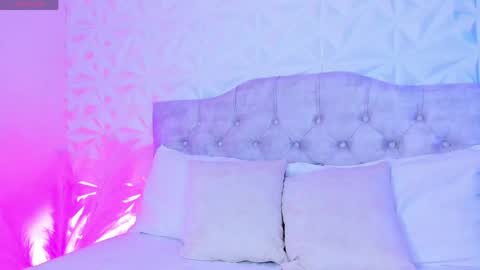 Ivy online show from April 13, 11:32 pm