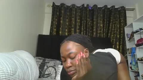 Miss Kiarrafit online show from December 20, 8:16 pm