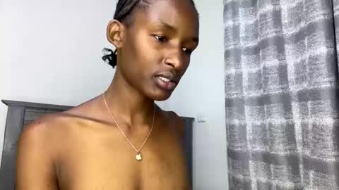 kiki online show from March 5, 1:23 am