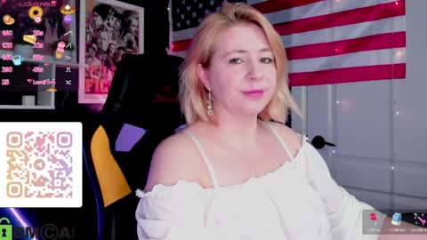miss_lisaa online show from April 4, 2:54 am