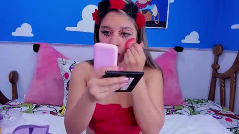 miss_lucyla online show from January 13, 11:04 am