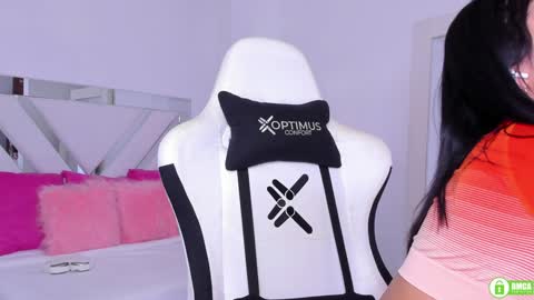   online show from January 21, 1:54 pm