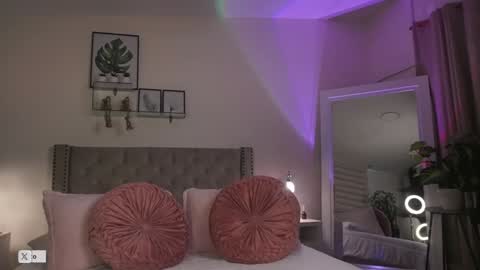 Alejandra online show from March 13, 2:34 pm