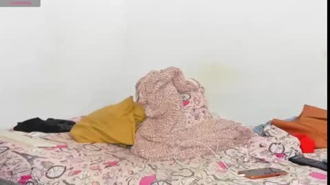 Ashley online show from April 15, 7:58 pm