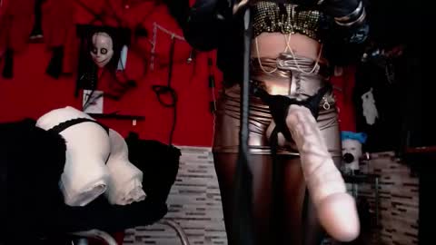 Mistress Miranda online show from November 5, 12:10 am