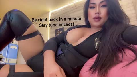 Snapshot of miss_miyuka chatting on June 8, 1:33 pm THE DEVIL CALL ME MASTER online show from June 8, 1:33 pm