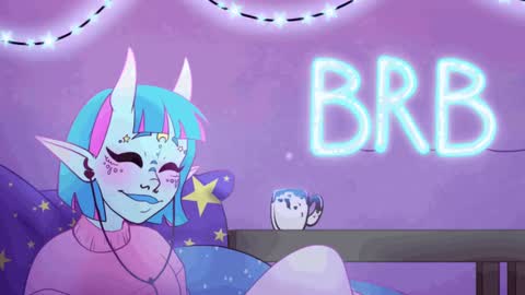 Snapshot of miss_myers chatting on March 5, 8:32 am Goddess Myers thumb up is important for me kisses online show from March 5, 8:32 am