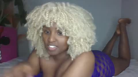 Snapshot of miss_nada chatting on May 28, 8:06 pm sophia online show from May 28, 8:06 pm