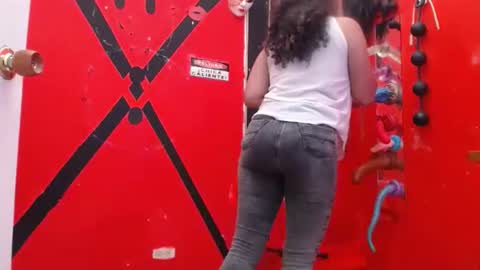 Snapshot of miss_pretty_ chatting on February 24, 5:00 pm NATHALIA online show from February 24, 5:00 pm