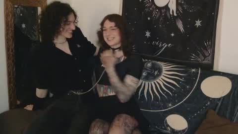 Raven online show from April 22, 11:50 pm