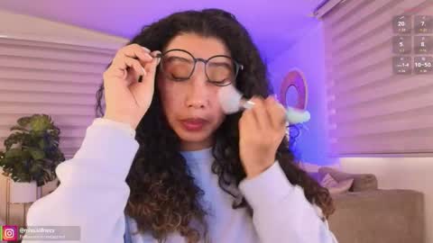Snapshot of miss_sidney chatting on April 22, 12:50 pm Amy Olivera online show from April 22, 12:50 pm