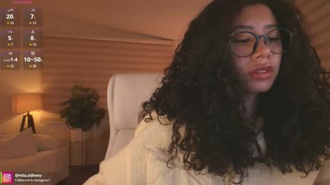 Snapshot of miss_sidney chatting on May 21, 12:45 pm Amy Olivera online show from May 21, 12:45 pm