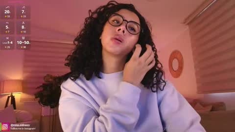 Snapshot of miss_sidney chatting on May 27, 12:46 pm Amy Olivera online show from May 27, 12:46 pm