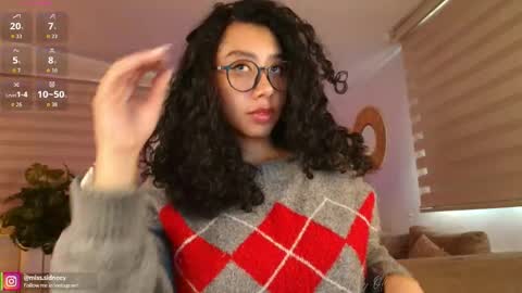 Snapshot of miss_sidney chatting on June 1, 12:51 pm Amy Olivera online show from June 1, 12:51 pm