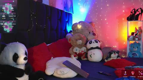 Snapshot of miss_sophie98 chatting on February 5, 2:51 am Sophie Cardenas ..... independent model online show from February 5, 2:51 am