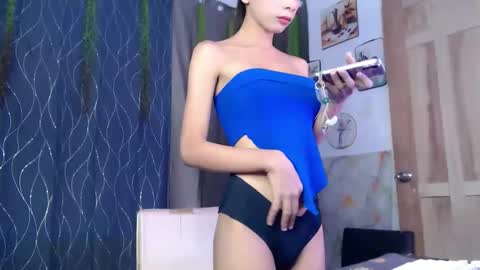 Snapshot of miss_sugar20 chatting on April 21, 10:56 pm IM SUGAR online show from April 21, 10:56 pm
