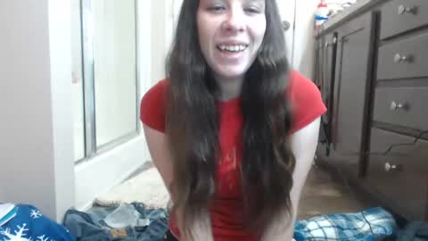 Snapshot of miss_sunshine01 chatting on January 3, 1:59 am Bella online show from January 3, 1:59 am