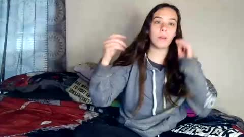 Bella online show from July 22, 4:54 pm