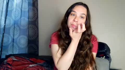 Bella online show from August 4, 3:14 pm