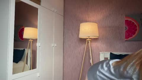 Emily online show from March 31, 6:36 am