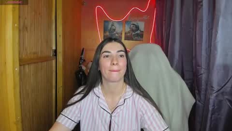 Snapshot of miss_tasy chatting on February 18, 6:26 pm Melanie January 15th is my birthday there will be an interesting show online show from February 18, 6:26 pm