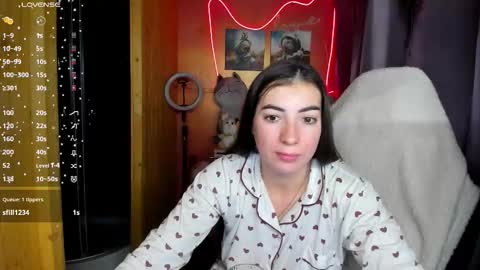 Snapshot of miss_tasy chatting on October 2, 4:19 am Melanie January 15th is my birthday there will be an interesting show online show from October 2, 4:19 am