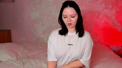 JULIE online show from April 16, 10:05 am