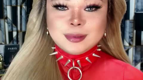 Tyra Davenport online show from October 22, 11:43 am