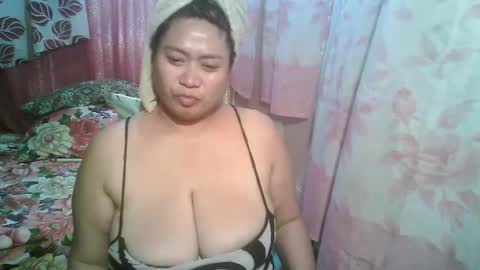 miss v0lcan0 online show from March 10, 10:26 am