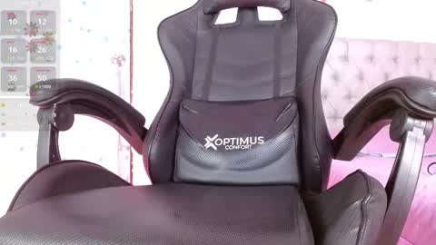 hanna    online show from February 24, 2:08 am