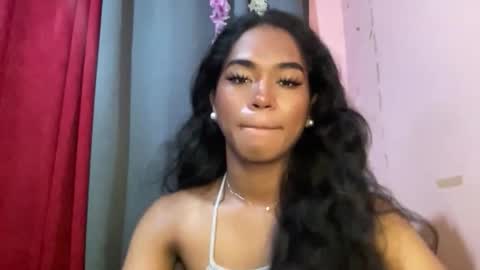 miss_veron_xoxo online show from March 26, 1:01 am