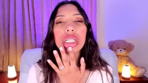 Miss Veronica online show from February 17, 1:07 pm