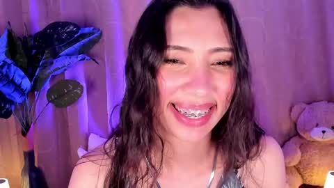 Miss Veronica online show from May 26, 1:51 pm