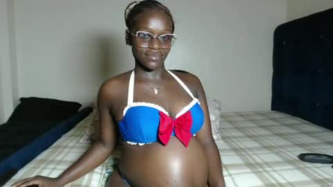 Snapshot of miss_wetcherry chatting on June 14, 2:24 am Cherie Independent model online show from June 14, 2:24 am