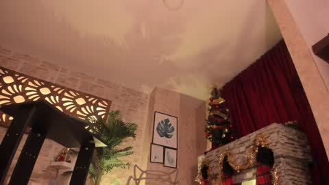 Snapshot of missagata chatting on December 13, 10:51 am STREAMING SCHEDULE 2200 - 0900 GMT-5 online show from December 13, 10:51 am